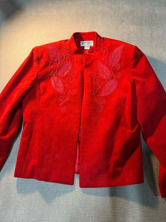 Ultrasuede Jackets & Blazers - Ultrasuede Brand Fabric Red Embroidered Open Front Blazer Jacket Size 14